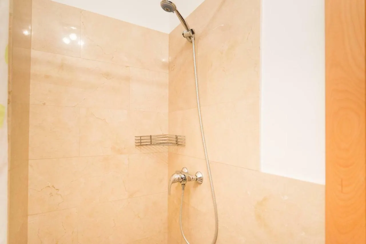 Apartmán A Dos Pasos De Todo Màlaga